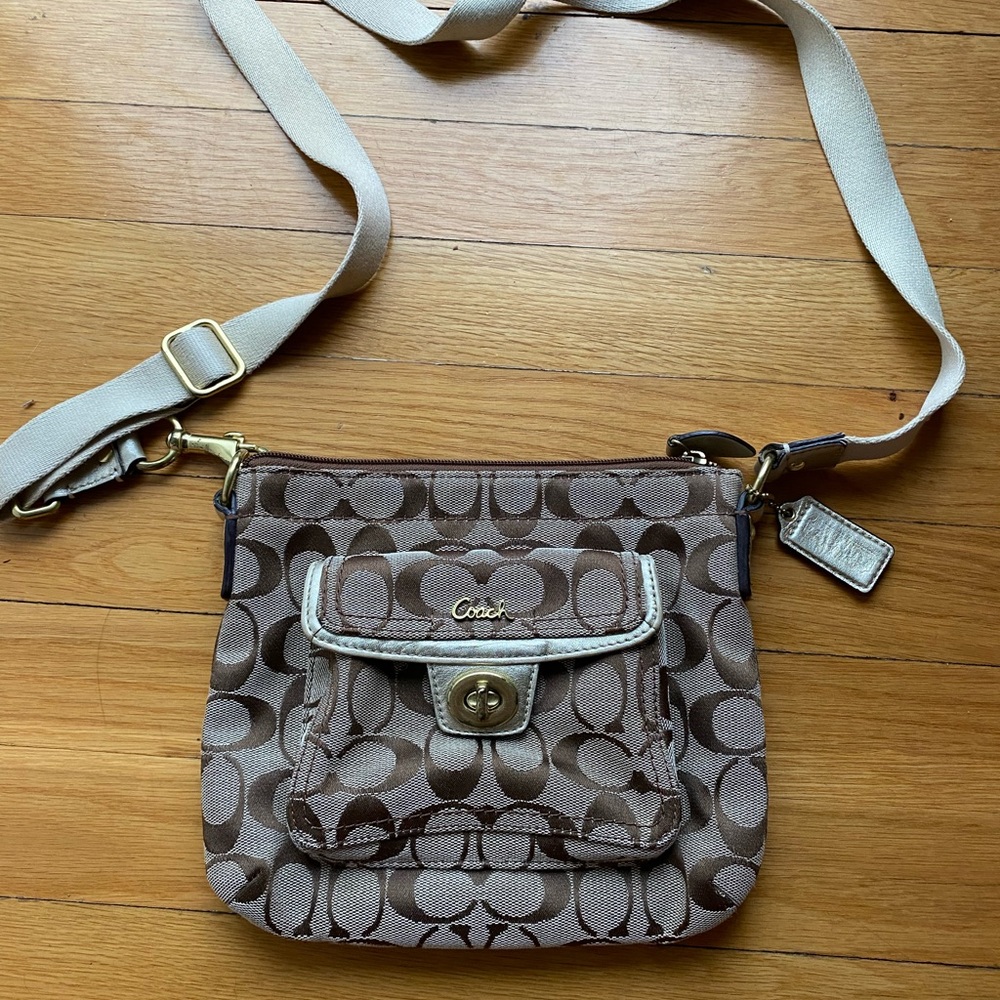 Brown Vintage Coach Bag with Removable Strap
